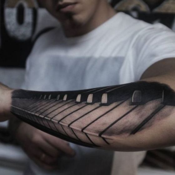 piano tatuaje efecto