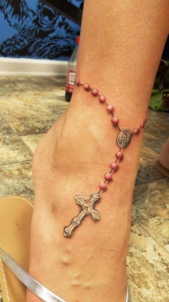 rosario tridimensional tatuaje